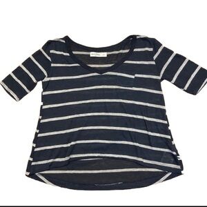Abercrombie Kids Striped High Low Lightweight Sweater Navy Blue Girls size Large